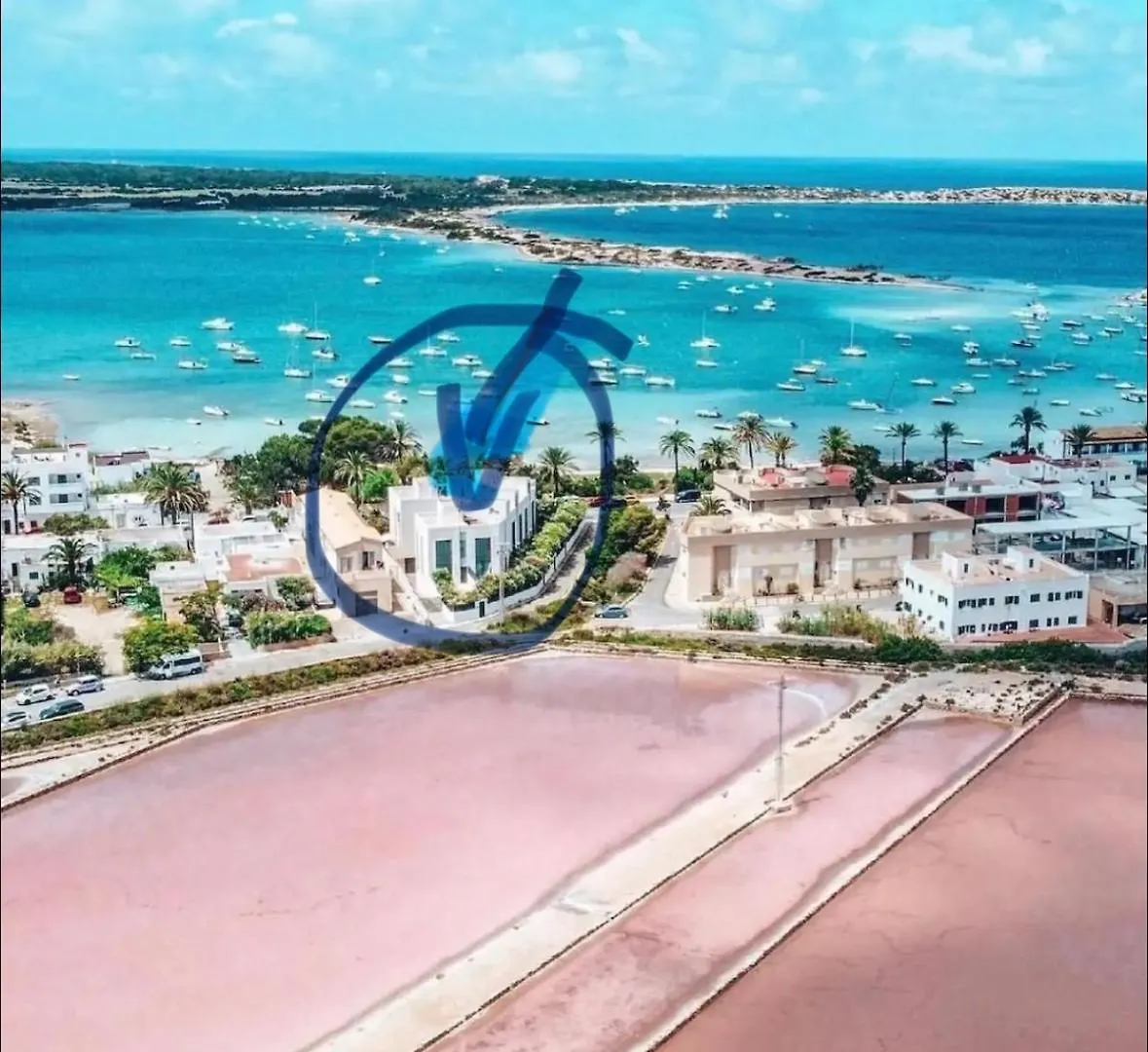 הוילה לה סבינה Luxury House With Stunning Sea Views - Ses Salines בית נופש